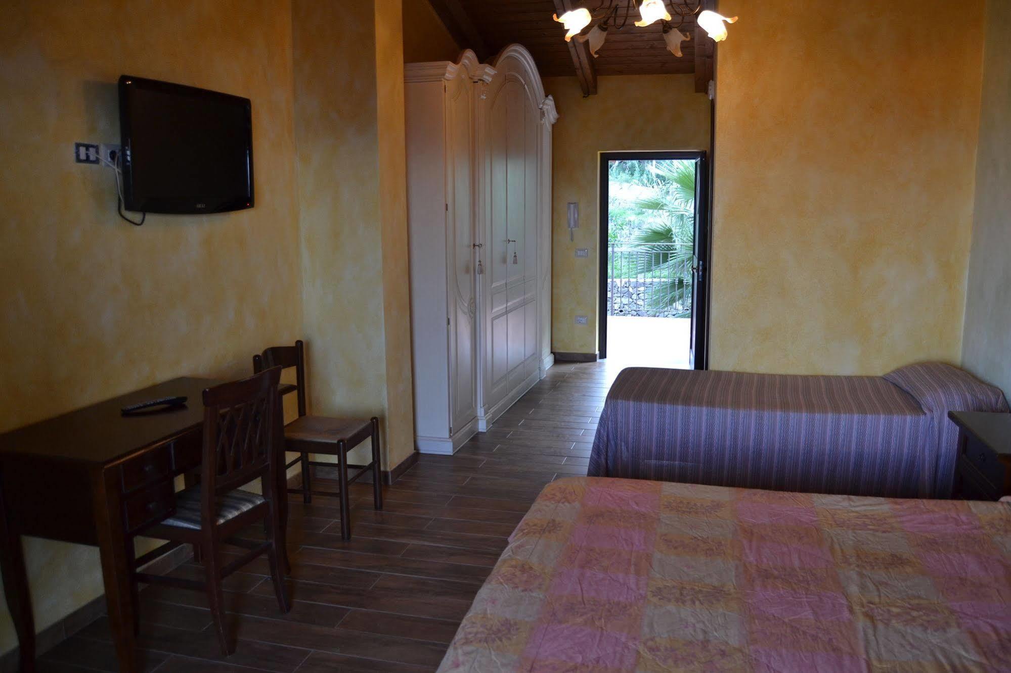 B&B Villa Chianalea シッラ エクステリア 写真