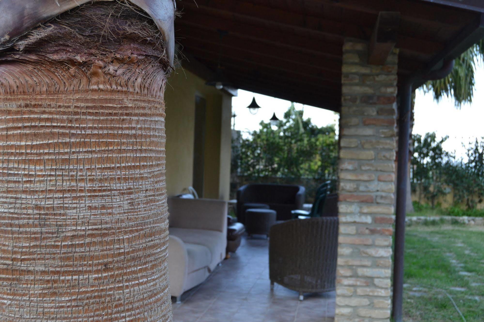 B&B Villa Chianalea シッラ エクステリア 写真